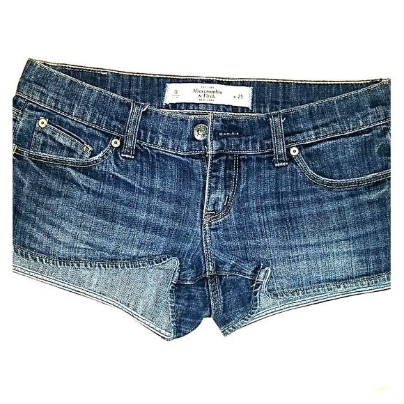 Abercrombie & Fitch Pants - Abercrombie & Fitch Denim shorts